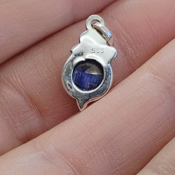 Sterling Silver Faceted Blue Sapphire Stud Earrings & Pendant Set Dainty Elegant - Picture 8 of 8